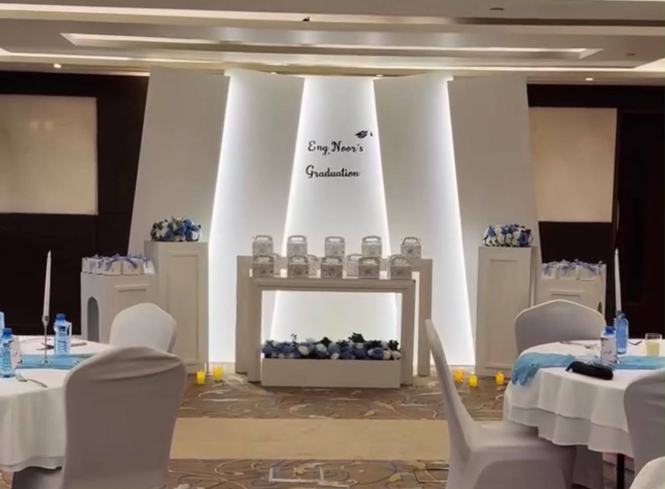 Premium personalized stand 2